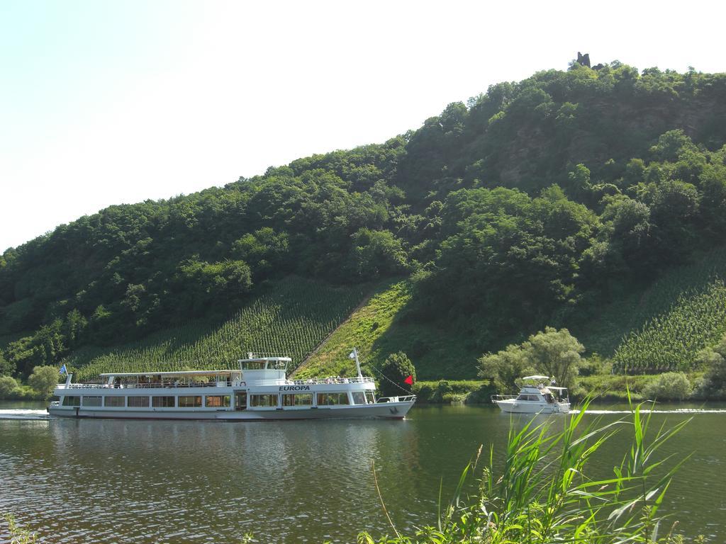 Hotel Reichsschenke Zum Ritter Gotz "Garni" Kröv Exteriér fotografie